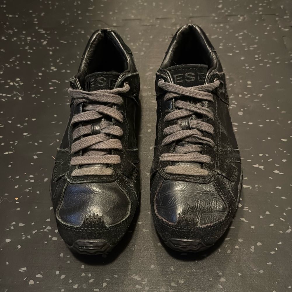 Black leather Diesel Shoes